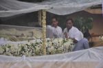 at Rajesh Khanna_s Funeral in Mumbai on 19th July 2012 (41).JPG