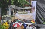 at Rajesh Khanna_s Funeral in Mumbai on 19th July 2012 (62).JPG