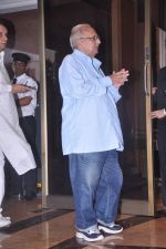 at Rajesh Khanna chautha in Mumbai on 21st July 2012 (169).JPG