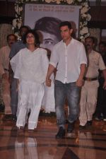 at Rajesh Khanna chautha in Mumbai on 21st July 2012 (229).JPG