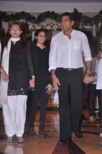 at Rajesh Khanna chautha in Mumbai on 21st July 2012 (260).JPG