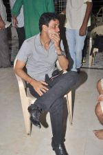 Manoj Bajpai at Manoj Tiwari_s house warming party in Andheri, Mumbai on 23rd July 2012 (40).JPG