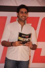 Abhishek Bachchan launches yomics in Yashraj on 24th July 2012 (74).JPG