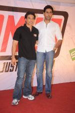 Abhishek Bachchan, Uday Chopra launches yomics in Yashraj on 24th July 2012 (35).JPG