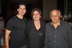 Dino Morea, Pooja Bhatt,Mahesh Bhatt at Jism 2 Press Conference in Grand Hyatt, Mumbai on 26th July 2012 (40).JPG
