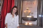 Raageshwari Loomba at Nisha Jamwal previews her Greece Collection Jewellery at Zoya in Taj Mahal palace and Hotel on 26th July 2012 (76).JPG