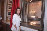 Raageshwari Loomba at Nisha Jamwal previews her Greece Collection Jewellery at Zoya in Taj Mahal palace and Hotel on 26th July 2012 (82).JPG
