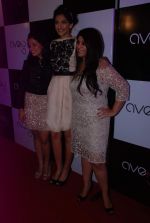 Sonam Kapoor at Ave 29 Event Gallery Opening in Hughes Road on 27th July 2012 (199).JPG