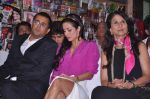 Malaika Arora Khan,Shobha De,Chetan Bhagat at Mercedez Benz magazine anniversary issue launch in Crossword,Mumbai on 30th July 2012 (33).JPG