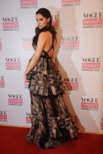 Nargis Fakhri at Vogue Beauty Awards in Mumbai on 1st Aug 2012 (291).JPG