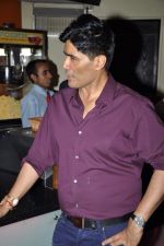 Manish Malhotra at Student of the Year first look in PVR on 2nd Aug 2012 (254).JPG