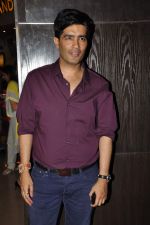 Manish Malhotra at Student of the Year first look in PVR on 2nd Aug 2012 (262).JPG