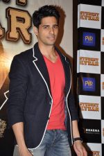 Siddharth Malhotra at Student of the Year first look in PVR on 2nd Aug 2012 (373).JPG