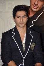 Varun Dhawan at Student of the Year first look in PVR on 2nd Aug 2012 (377).JPG