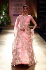 Model walk the ramp for Pallavi Jaikishan show at Lakme Fashion Week Day 1 on 3rd Aug 2012 (113).JPG