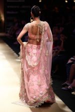 Model walk the ramp for Pallavi Jaikishan show at Lakme Fashion Week Day 1 on 3rd Aug 2012 (117).JPG