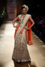 Model walk the ramp for Pallavi Jaikishan show at Lakme Fashion Week Day 1 on 3rd Aug 2012 (146).JPG
