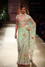 Model walk the ramp for Pallavi Jaikishan show at Lakme Fashion Week Day 1 on 3rd Aug 2012 (72).JPG