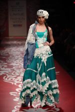 Model walk the ramp for Ritu Beri show at Lakme Fashion Week Day 1 on 3rd Aug 2012 (83).JPG