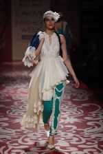 Model walk the ramp for Ritu Beri show at Lakme Fashion Week Day 1 on 3rd Aug 2012 (86).JPG