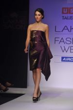 Model walk the ramp for Talent Box show at Lakme Fashion Week Day 1 on 3rd Aug 2012 (31).JPG