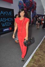 Shweta Salve at Lakme Fashion Week Day 1 on 3rd Aug 2012_1 (161).JPG