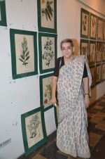 lalita lajmi at antique Lithographs charity event hosted by Gallery Art N Soul in Prince of Whales Musuem on 3rd Aug 2012.JPG