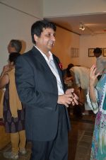 maneck dawar at antique Lithographs charity event hosted by Gallery Art N Soul in Prince of Whales Musuem on 3rd Aug 2012.JPG