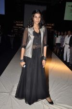 Anushka Manchanda at Lakme Fashion Week Day 2 on 4th Aug 2012_1 (45).JPG