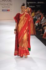 Model walk the ramp for Gaurav show at Lakme Fashion Week Day 3 on 5th Aug 2012 (34).JPG