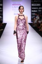 Model walk the ramp for Komal Sood, Pernia Qureshi show at Lakme Fashion Week Day 2 on 4th Aug 2012 (112).JPG