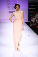 Model walk the ramp for Komal Sood, Pernia Qureshi show at Lakme Fashion Week Day 2 on 4th Aug 2012 (136).JPG