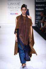 Model walk the ramp for Shift,Payal Khandwala,Roma Narsinghani show at Lakme Fashion Week Day 2 on 4th Aug 2012 (145).JPG