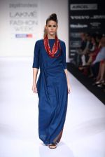 Model walk the ramp for Shift,Payal Khandwala,Roma Narsinghani show at Lakme Fashion Week Day 2 on 4th Aug 2012 (147).JPG