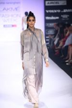 Model walk the ramp for Shift,Payal Khandwala,Roma Narsinghani show at Lakme Fashion Week Day 2 on 4th Aug 2012 (171).JPG