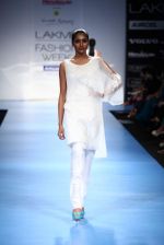 Model walk the ramp for Wendell Rodericks show at Lakme Fashion Week Day 2 on 4th Aug 2012 (31).JPG
