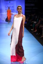 Model walk the ramp for Wendell Rodericks show at Lakme Fashion Week Day 2 on 4th Aug 2012 (61).JPG