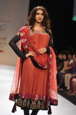 Model walk the ramp for payal Kapoor show at Lakme Fashion Week Day 3 on 5th Aug 2012 (37).JPG