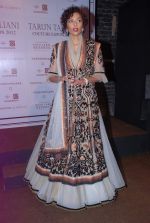Diandra Soares at Tarun Tahiliani Couture Exposition in Mehboob on 7th Aug 2012 (193).JPG