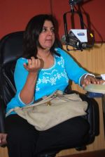 Farah Khan at Shirin Farhd promotions at Radiocity in 6th Aug 2012 (35).JPG