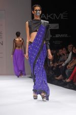 Model walk the ramp for Abhishek Dutta Shinde show at Lakme Fashion Week Day 4 on 6th Aug 2012 (29681080).JPG