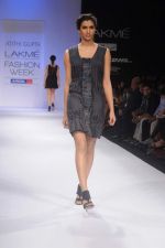 Model walk the ramp for Atithi Gupta show at Lakme Fashion Week 2012 Day 5 in Grand Hyatt on 7th Aug 2012 (42).JPG