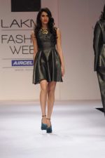 Model walk the ramp for Rajat Tangri show at Lakme Fashion Week 2012 Day 5 in Grand Hyatt on 7th Aug 2012 (24).JPG