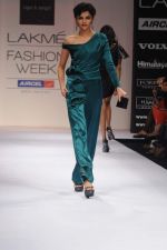 Model walk the ramp for Rajat Tangri show at Lakme Fashion Week 2012 Day 5 in Grand Hyatt on 7th Aug 2012 (30).JPG