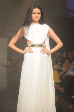 Model walk the ramp for Swapnil Shinde show at Lakme Fashion Week Day 4 on 6th Aug 2012 (9).JPG