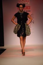 Model walk the ramp for Talent Box Kitch show at Lakme Fashion Week 2012 Day 5 in Grand Hyatt on 7th Aug 2012 (16).JPG