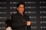 Shahrukh Khan unveils Tag Heuer Carrera series in Mumbai on 6th Aug 2012 (20).JPG