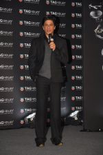 Shahrukh Khan unveils Tag Heuer Carrera series in Mumbai on 6th Aug 2012 (6).JPG