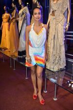 Suchitra pillai at Tarun Tahiliani Couture Exposition in Mehboob on 7th Aug 2012 (29681096).JPG
