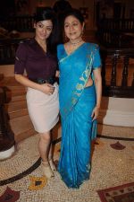 Aruna Irani on the sets of Parichay - Nayee Zindagi Kay Sapno Ka in Mumbai on 9th Aug 2012 (78).JPG